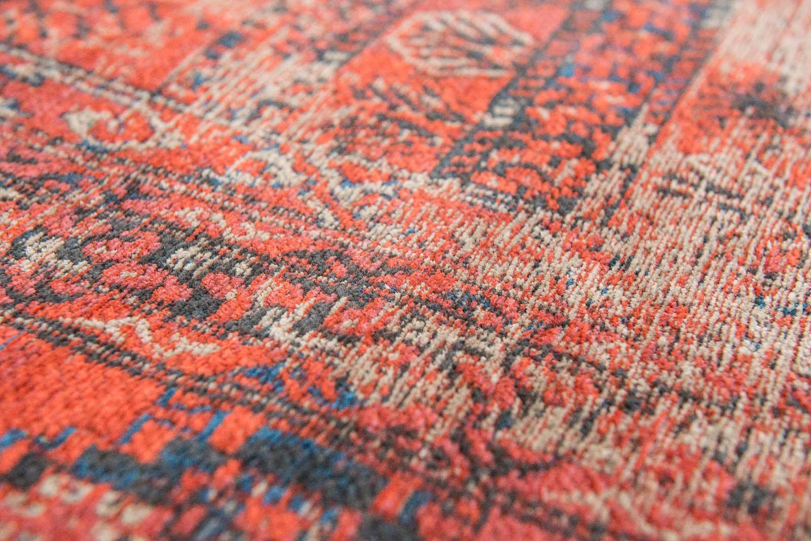 Louis De Poortere rug LX 8719 Antiquarian Antique Hadschlu 782 Red zoom