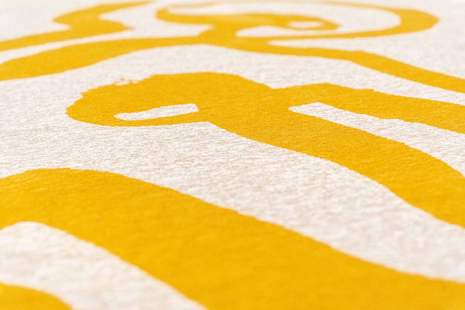 Louis De Poortere rug Craft 2084 Ribbon Pure Yellow zoom 2